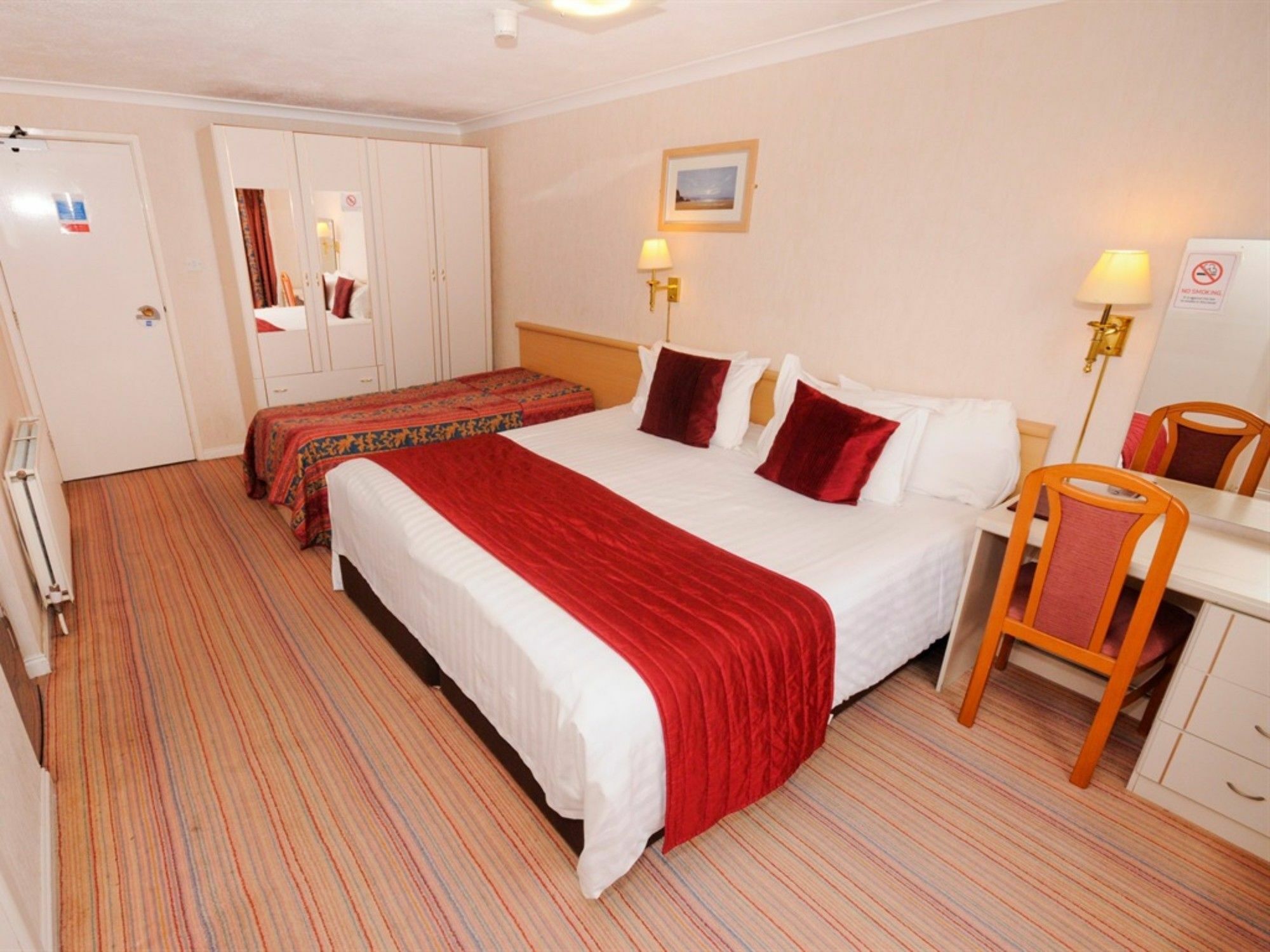 Denewood Hotel Bournemouth Eksteriør bilde